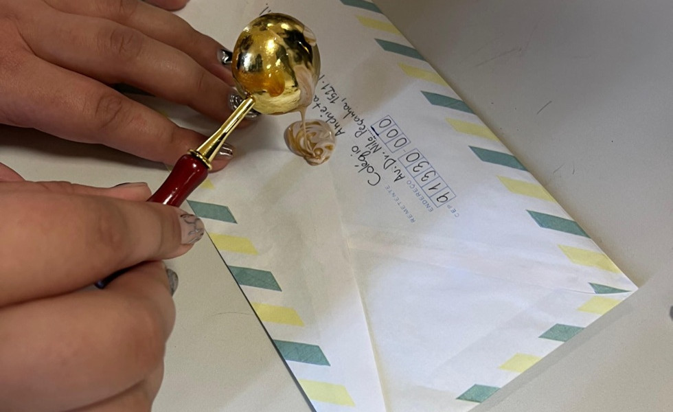 Em tempos de mensagens instantâneas, alunos do Anchieta trocam cartas com estudantes da Espanha